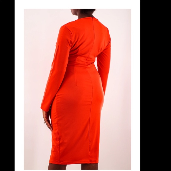 Great Escape Ruffle Dress - Picture 4 of 6